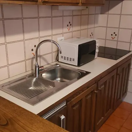 L'angolo Del Trekking Apartmán *